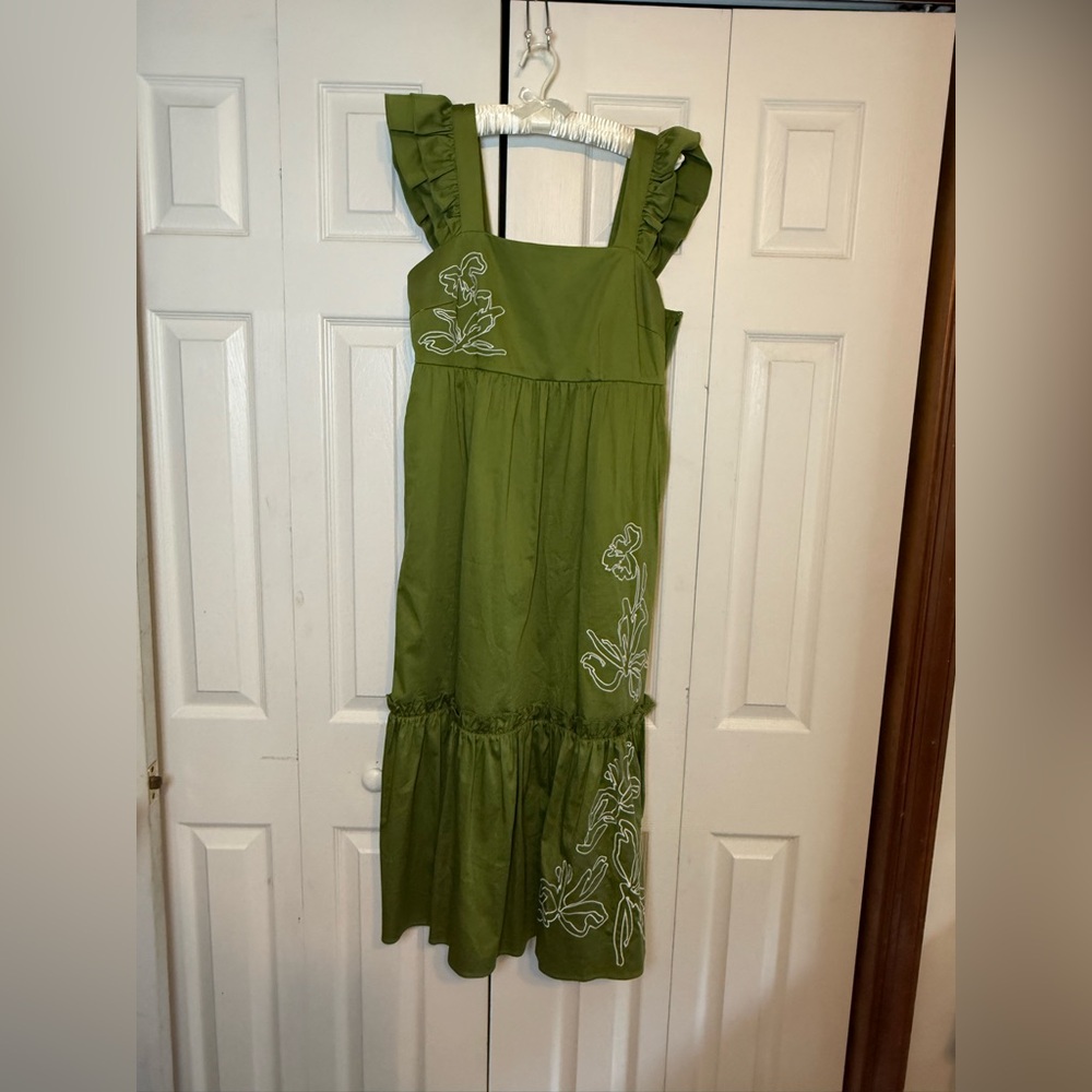 CROSBY by Mollie Burch‎ Olive Dress with White Embroidery